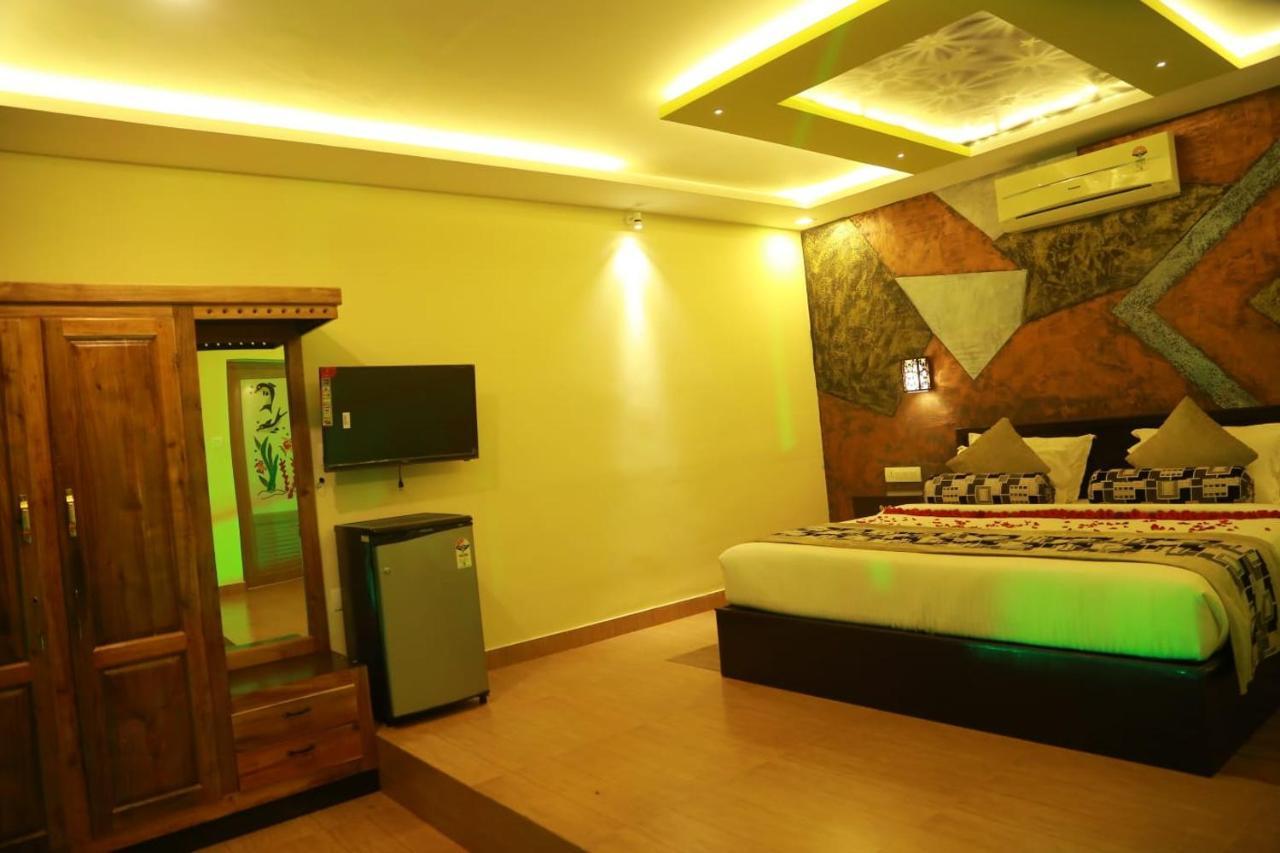 Lara Lake View Resort Thiruvananthapuram Eksteriør bilde