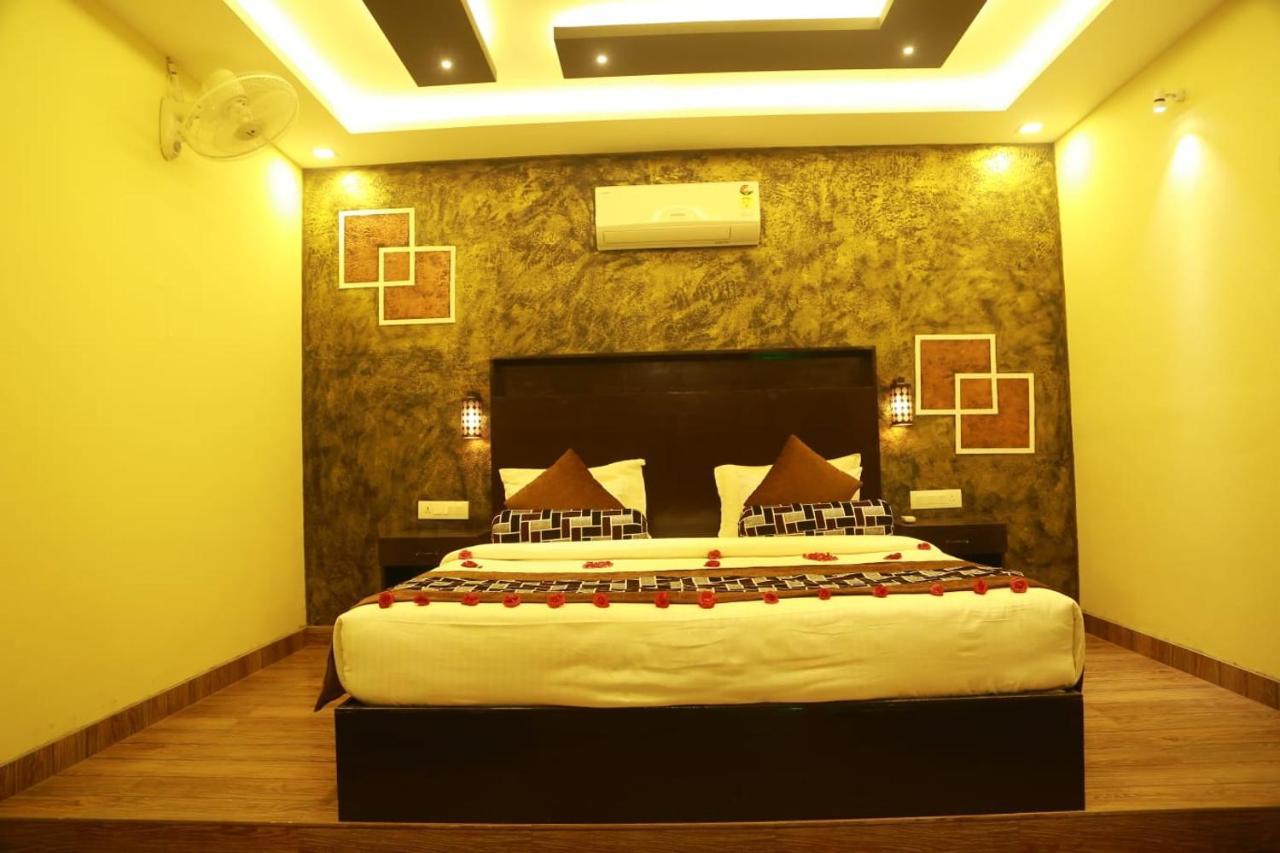 Lara Lake View Resort Thiruvananthapuram Eksteriør bilde