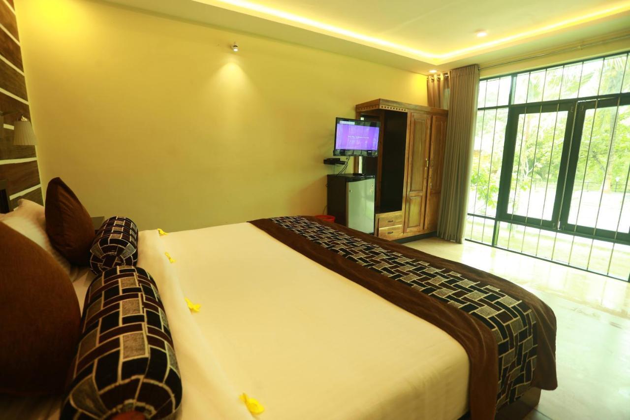 Lara Lake View Resort Thiruvananthapuram Eksteriør bilde
